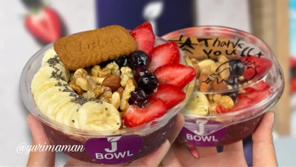 J BOWL松山店のアサイーボウルをテイクアウト - ゆりママんブログ J BOWL松山店のアサイーボウルをテイクアウト