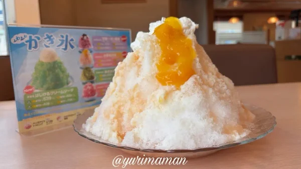 ジョイフルの山梨産白桃かき氷