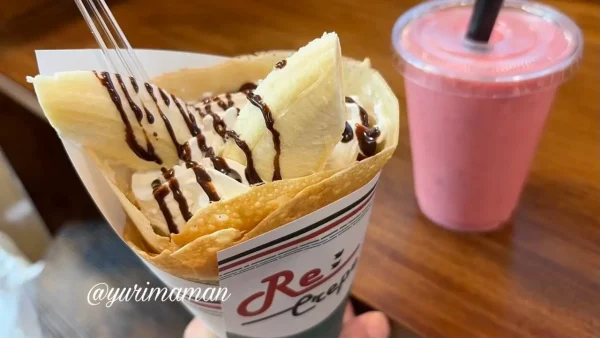 Re:Crepe人気のバナナチョコクレープといちごスムージー - ゆりママんブログ Re:Crepe人気のバナナチョコクレープといちごスムージー
