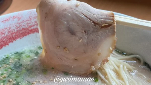 らーめん笑福の豚骨ラーメンのチャーシュー