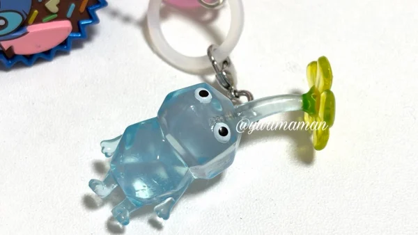ガチャガチャで当たった青ピクミンのめじるしアクセサリー