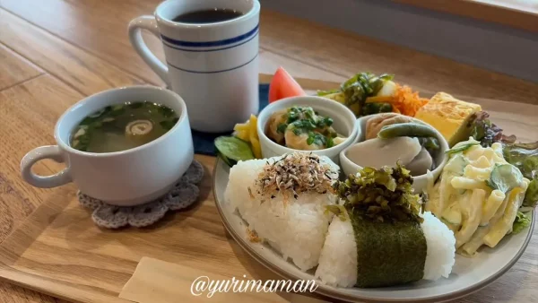 GreenHouse-19のおにぎりプレートランチ02