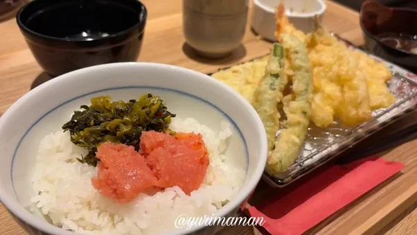ご飯に明太子とからし高菜をのせて楽しむ様子02 - ゆりママんブログ ご飯に明太子とからし高菜をのせて楽しむ様子02