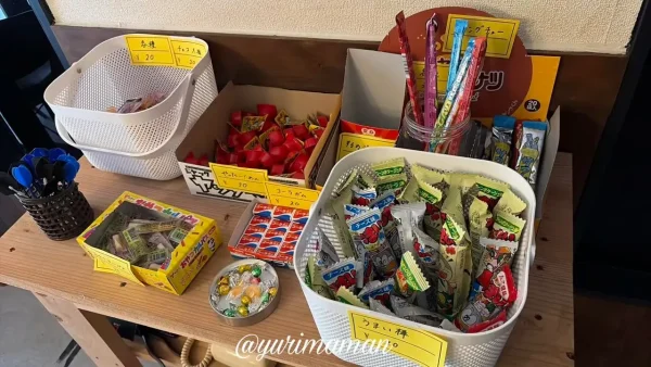 Cafe enn.店内の駄菓子コーナー
