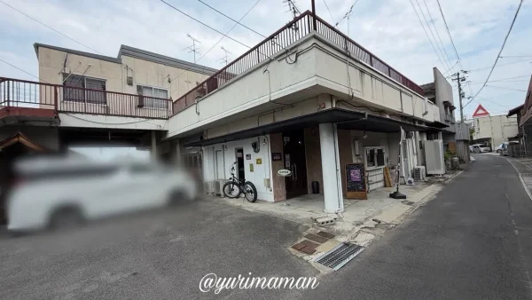 西条市小松町 Cafe enn.の駐車場2