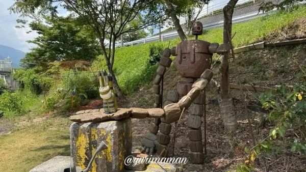 鬼北町にあるラピュタのロボット兵 - ゆりママんブログ 鬼北町にあるラピュタのロボット兵