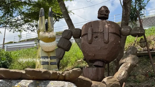 ラピュタのロボット兵の手の上にあるテトのようなオブジェ - ゆりママんブログ ラピュタのロボット兵の手の上にあるテトのようなオブジェ
