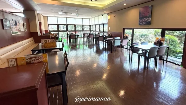 松野町 レストラン遊鶴羽の内観写真 - ゆりママんブログ 松野町 レストラン遊鶴羽の内観写真