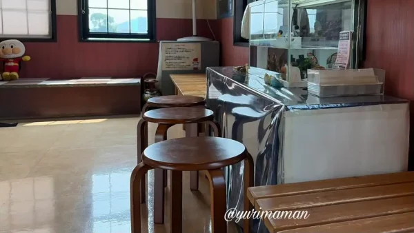 日本一たい焼 愛媛松前店の店内のようす - ゆりママんブログ 日本一たい焼 愛媛松前店の店内のようす