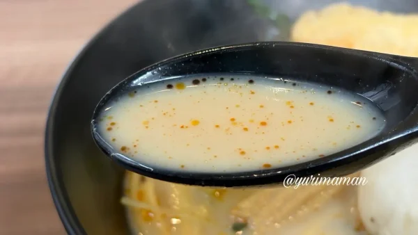 麻辣湯専門店「香辣（シャンラー）」のスープ1辛
