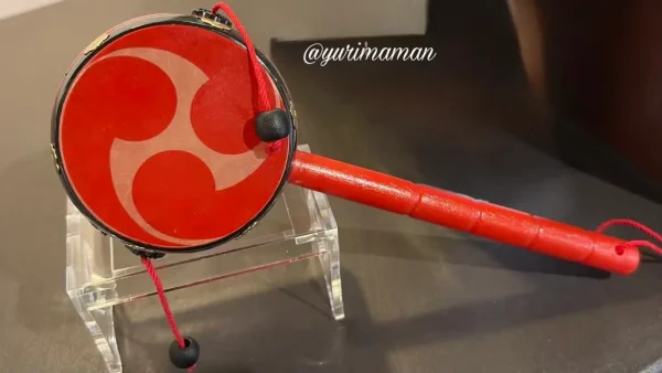 おこのみやDENDENのロゴ入りでんでん太鼓 - ゆりママんブログ おこのみやDENDENのロゴ入りでんでん太鼓