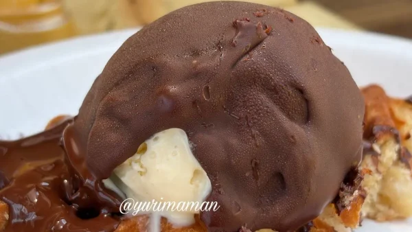 ちょこりとチョコレート工場のワッフルアイス(アイスで固まったチョコ) - ゆりママんブログ ちょこりとチョコレート工場のワッフルアイス(アイスで固まったチョコ)