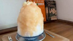 松山市三津浜「田中戸」の桃かき氷
