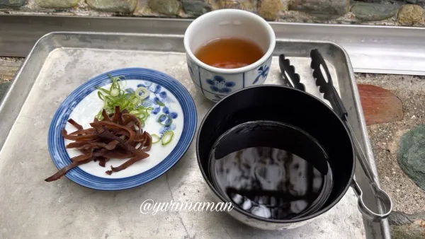 権現山そうめん流しのつゆとお茶などのセット
