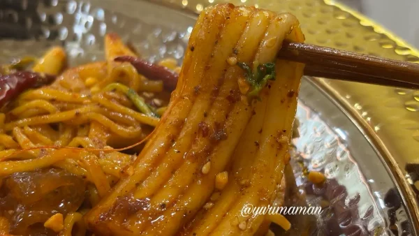 麻辣香鍋に入れたもちもち食感の具材（ブンモジャ）
