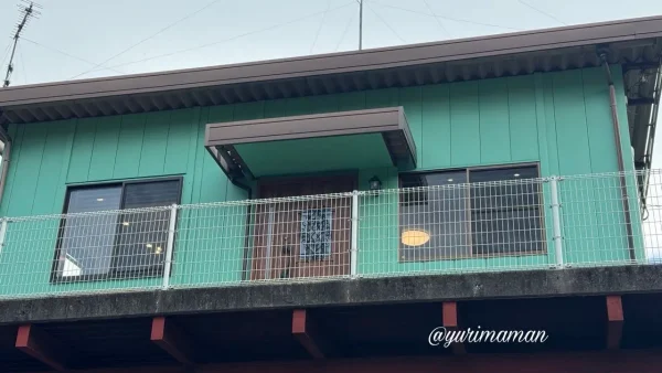 大洲市・山内果樹園内にオープンするシャイニングフルーツパーラーの外観 - ゆりママんブログ 大洲市・山内果樹園内にオープンするシャイニングフルーツパーラーの外観