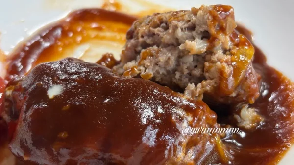ふわふわ食感の煮込みハンバーグ - ゆりママんブログ ふわふわ食感の煮込みハンバーグ