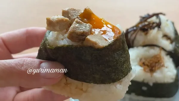 たかのこのホテル朝食ビュッフェの今治焼豚玉子飯おにぎり - ゆりママんブログ たかのこのホテル朝食ビュッフェの今治焼豚玉子飯おにぎり