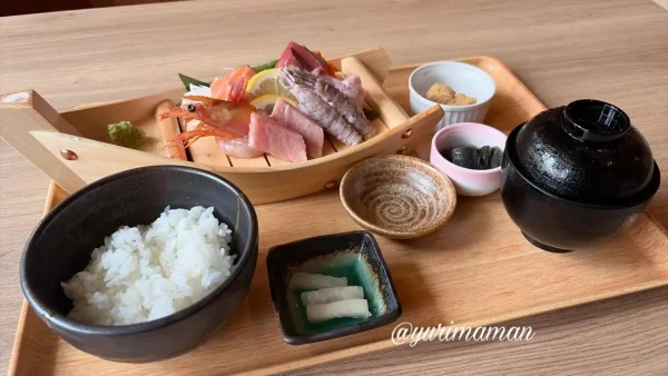 うおきん食堂のうおきん定食01 - ゆりママんブログ うおきん食堂のうおきん定食01