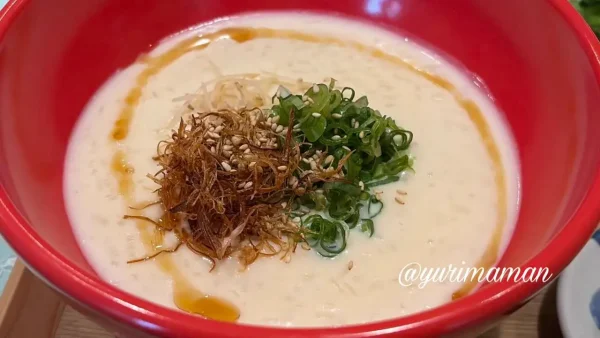 豆乳粥とサラダや油条が付いた台湾粥ランチ04