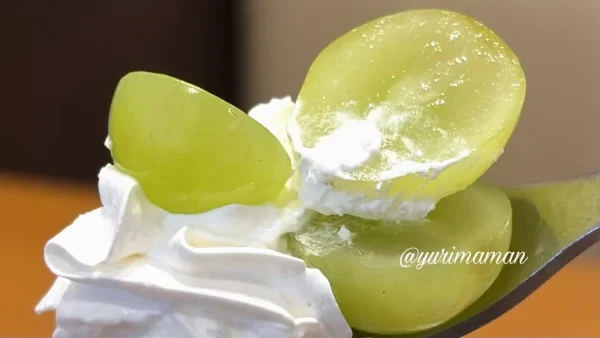 ココスのシャインマスカットパフェを実食