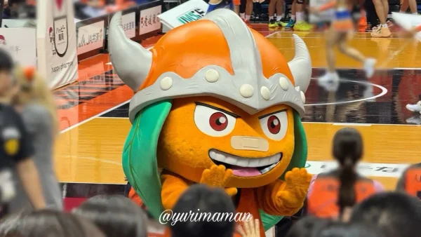 愛媛オレンジバイキングスのマスコット・バルト