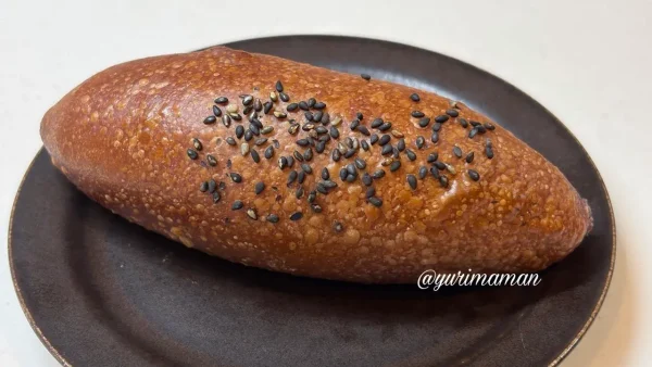 ごろうぱんのスイートポテト入りベーグル