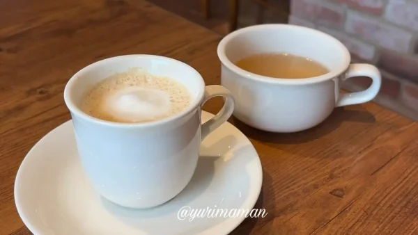 平日ランチのスープバーで楽しめるスープとドリンクバー