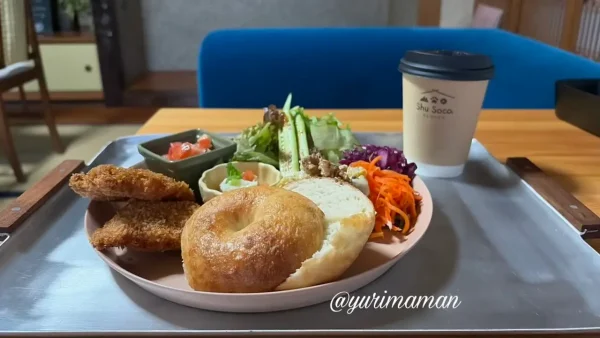 西条市Shu Soco(シュウソーコ)の野菜たっぷりランチプレート01