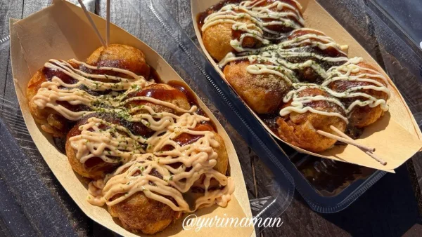 Aキッチンのたこ焼き6個450円