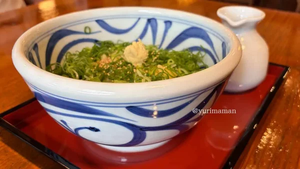 大黒屋 北条店(松山市)うどんの器が砥部焼