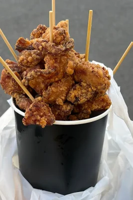 松山銀天街ハナキンのLサイズからあげ