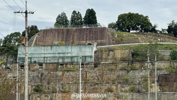 日暮別邸記念館の展望台から見下ろす新居浜市星越周辺の景色
