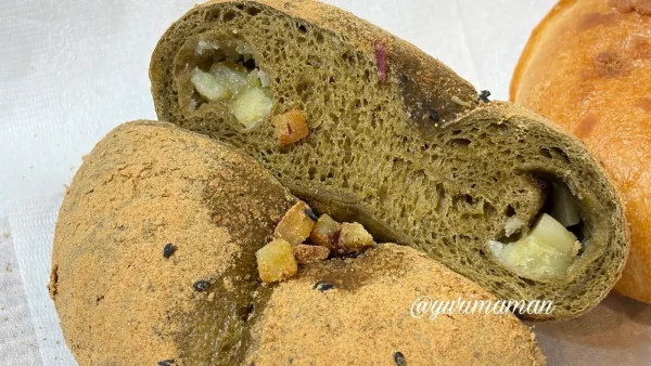 KIJIUMA BAGELの蜜芋焦がしきなこベーグル