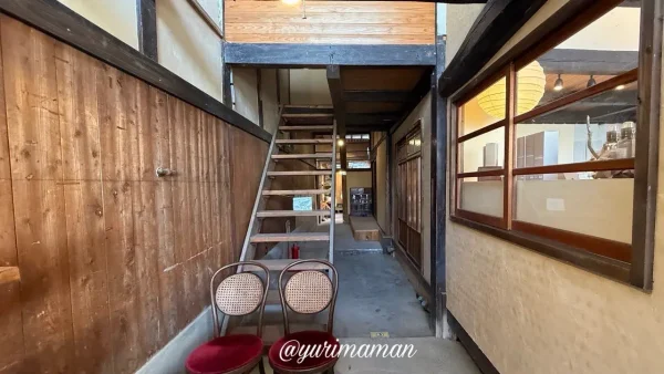 LYS(リス)の店内|長屋の雰囲気が感じられる