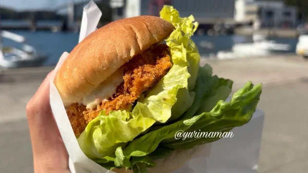 道の駅よしうみいきいき館で食べた鯛カツバーガー