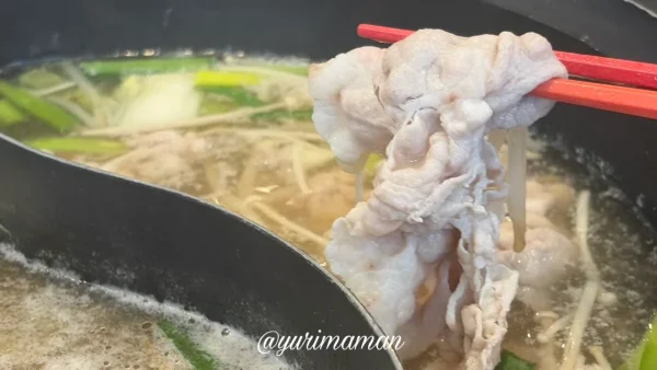 しゃぶ葉の最安値ランチで豚肉をしゃぶしゃぶ
