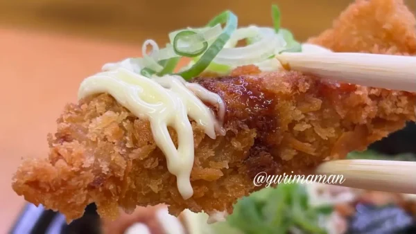スシローまぐろカツ丼のまぐろカツ